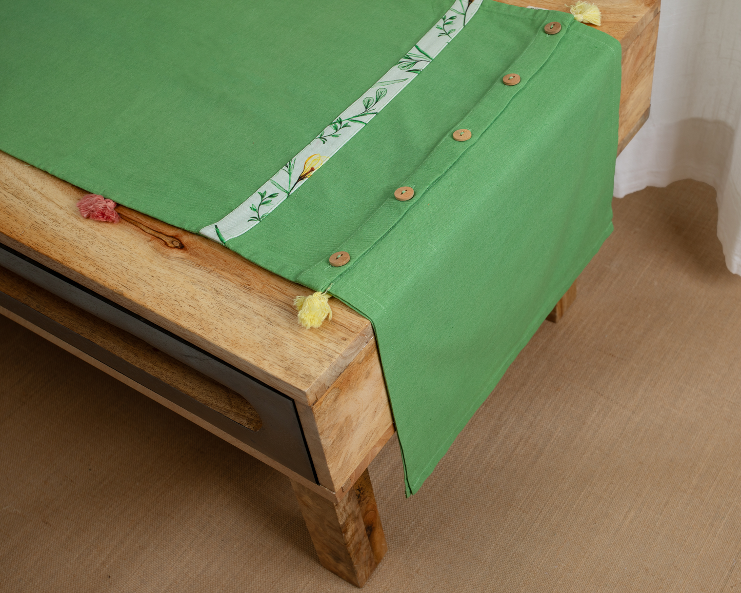 Table Runner With Tassels - Green